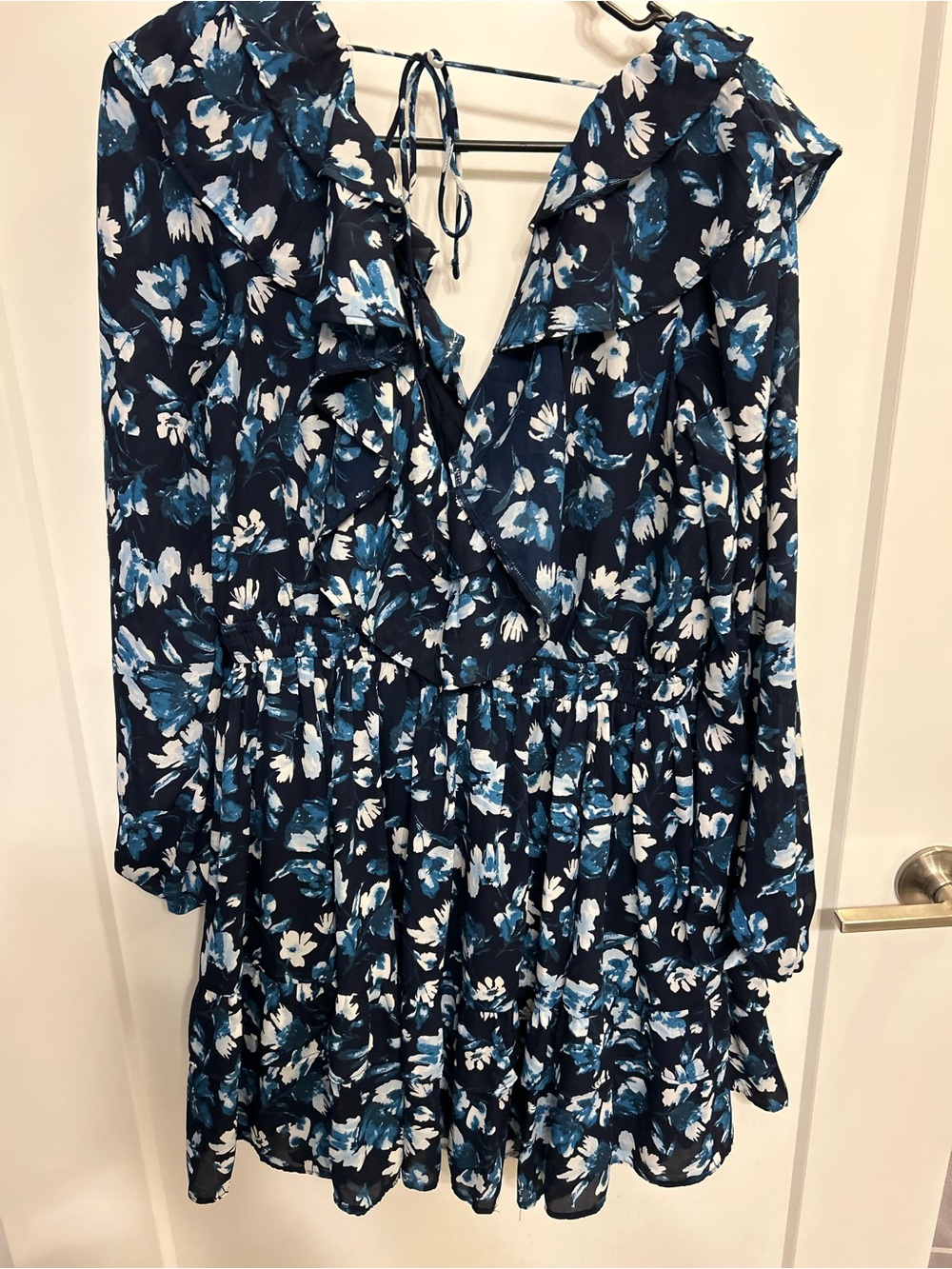 Abercrombie & Fitch Women's Navy Blue Floral Ruffle Dress - Picture 10 of 10